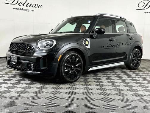 Midnight Black II 2023 MINI SE Countryman Cooper