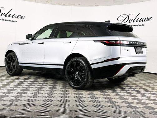 Hakuba Silver Metallic 2021 Land Rover Range Rover Velar P250 S