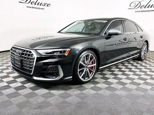 2022 Audi S8 4.0T