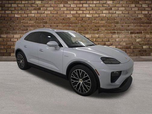 2024 Porsche Macan Electric 4