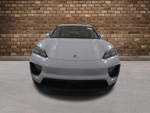 2024 Porsche Macan Electric 4