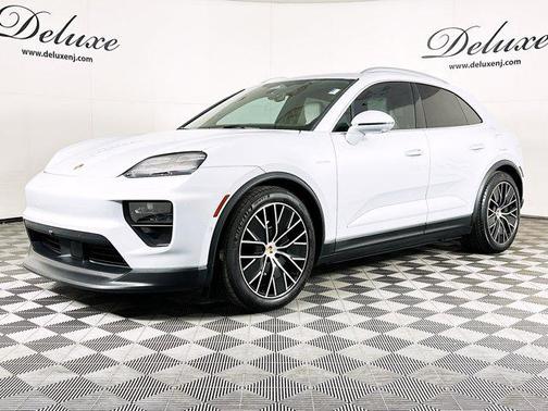 2024 Porsche Macan Electric 4