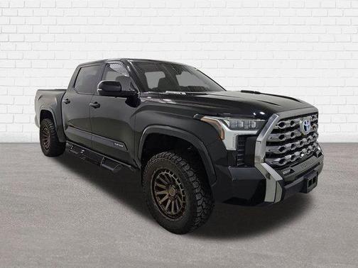 2023 Toyota Tundra Hybrid Platinum