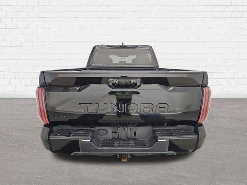 2023 Toyota Tundra Hybrid Platinum