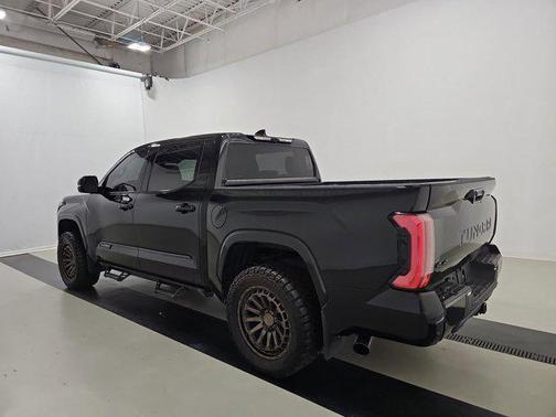 2023 Toyota Tundra Hybrid Platinum