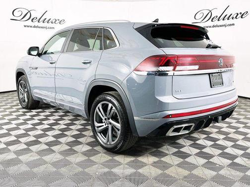 2024 Volkswagen Atlas Cross Sport 2.0T SEL