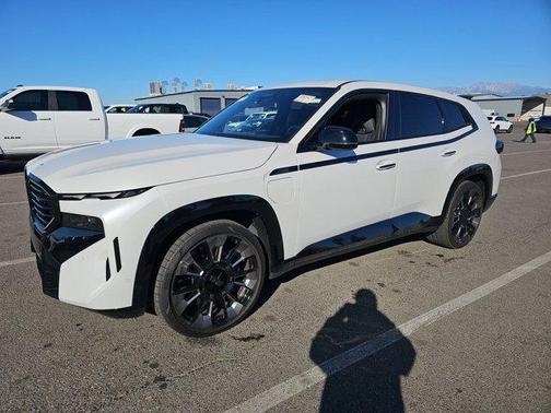 2023 BMW XM Sports Activity Vehicle