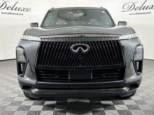 Mineral Black/Graphite Shadow 2025 INFINITI QX80 AUTOGRAPH