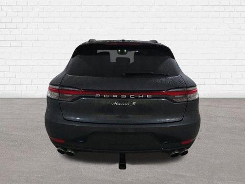 2021 Porsche Macan S