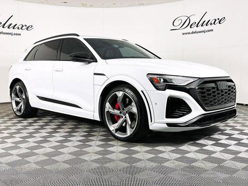 2024 Audi SQ8 4.0T Premium Plus