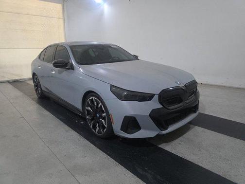 2024 BMW i5 M60