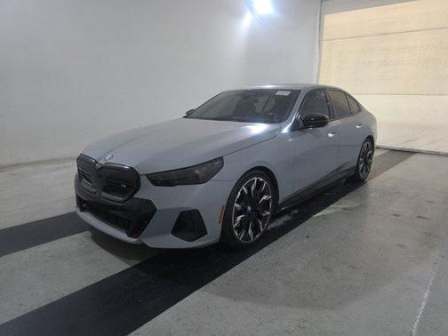 2024 BMW i5 M60