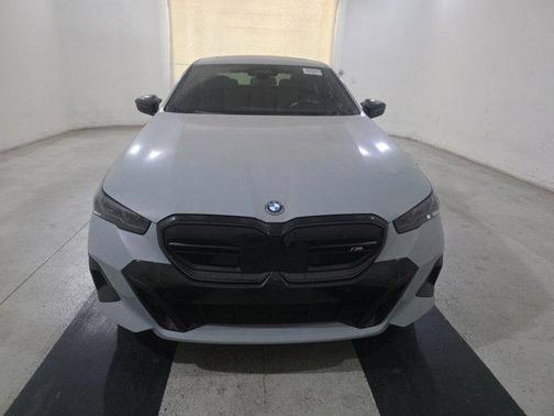 2024 BMW i5 M60