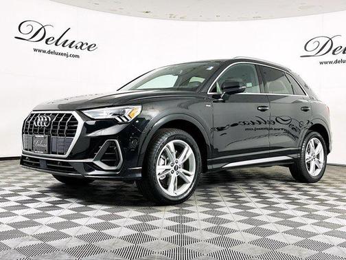 2023 Audi Q3 45 S line Premium Plus