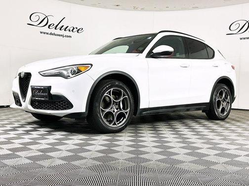 2022 Alfa Romeo Stelvio Sprint