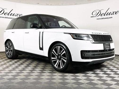 2023 Land Rover Range Rover SE