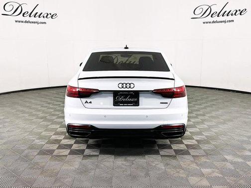 2023 Audi A4 45 S line Premium Plus