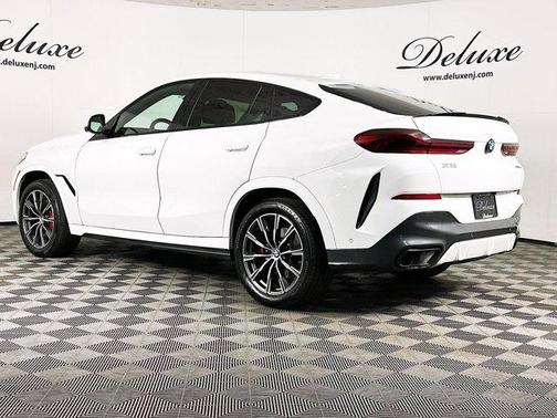Alpine White 2024 BMW X6 xDrive40i