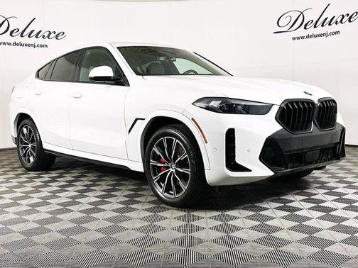 Alpine White 2024 BMW X6 xDrive40i