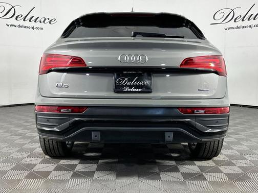 Chronos Gray Metallic 2023 Audi Q5 45 S line Premium Plus