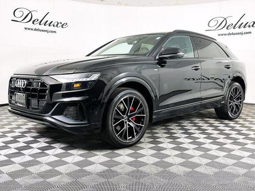 2023 Audi Q8 55 Premium Plus