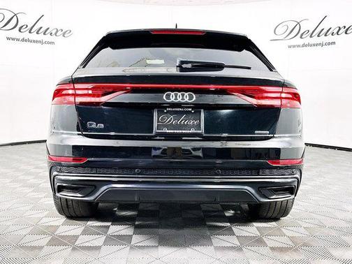 2023 Audi Q8 55 Premium Plus