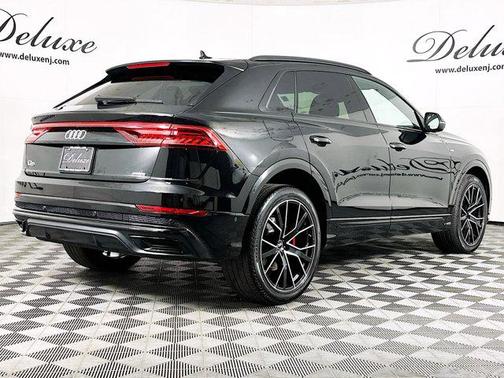 2023 Audi Q8 55 Premium Plus