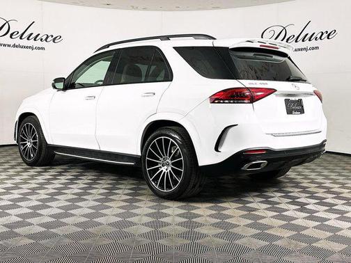 Polar White 2023 Mercedes-Benz GLE 450 4MATIC