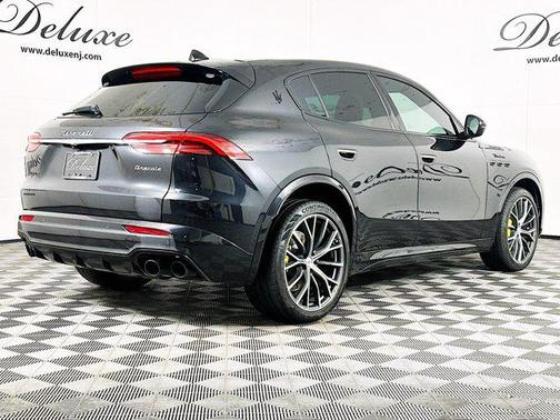 2023 Maserati Grecale Modena