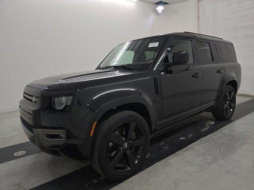 2024 Land Rover Defender X-Dynamic SE