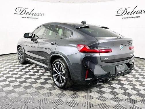 2022 BMW X4 M40i