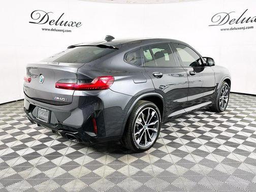 2022 BMW X4 M40i