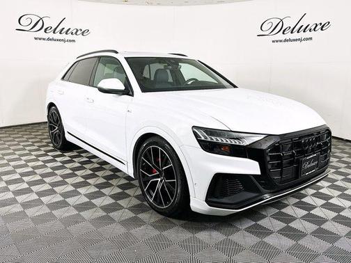 2023 Audi Q8 55 Prestige
