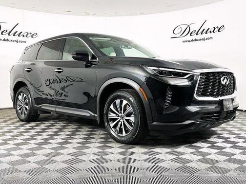 2025 INFINITI QX60 Pure