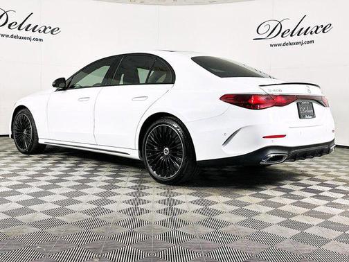 MANUFAKTUR Moonlight White Metallic 2025 Mercedes-Benz E-Class E 450