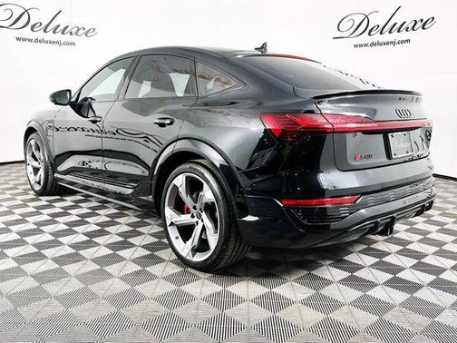 2024 Audi SQ8 4.0T Prestige