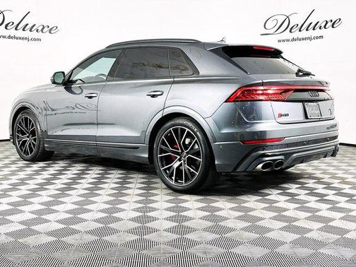 2023 Audi SQ8 4.0T Premium Plus