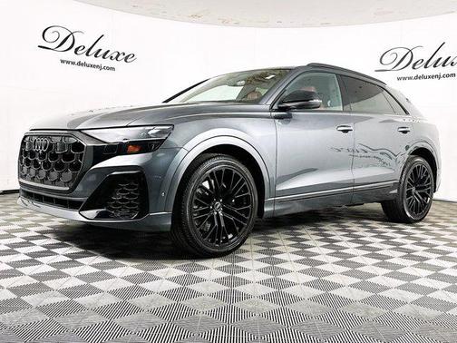 Daytona Gray Pearl Effect 2024 Audi SQ8 4.0T Premium Plus