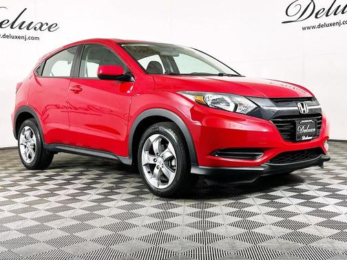 Milano Red 2018 Honda HR-V LX