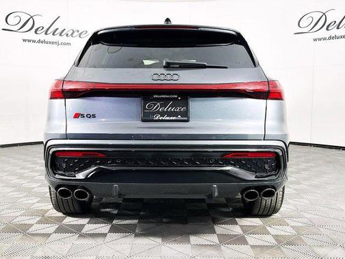 2025 Audi SQ5 3.0T Premium Plus