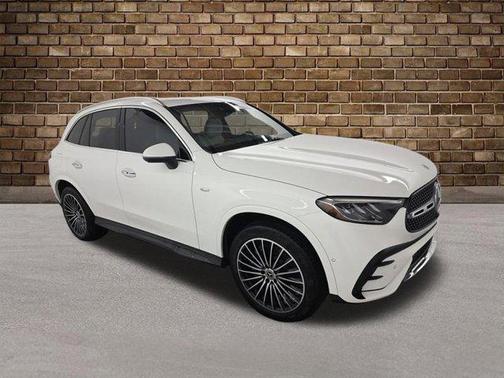 Polar White 2025 Mercedes-Benz GLC 350e Base
