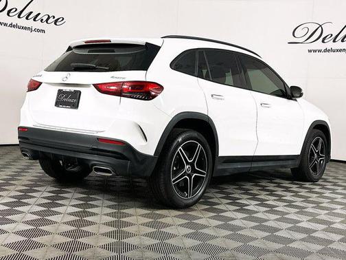 2021 Mercedes-Benz GLA 250 Base 4MATIC