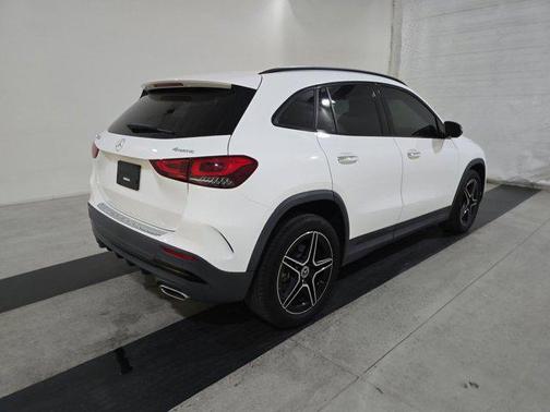 2021 Mercedes-Benz GLA 250 Base 4MATIC