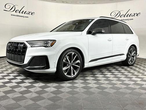 Glacier White Metallic 2023 Audi SQ7 4.0T Prestige