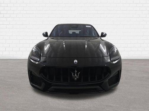 Nero Tempesta Metallic 2023 Maserati Grecale Modena