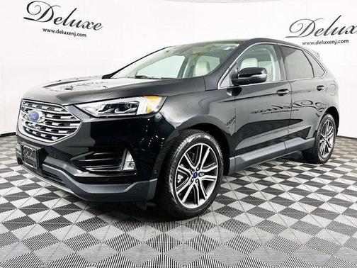 2021 Ford Edge Titanium