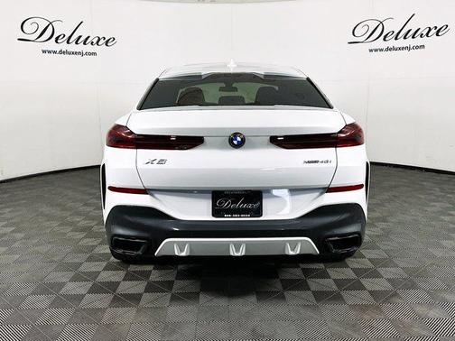 2022 BMW X6 xDrive40i