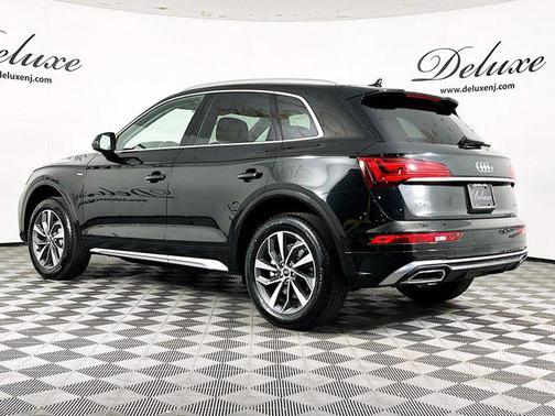 2024 Audi Q5 45 S line Premium Plus