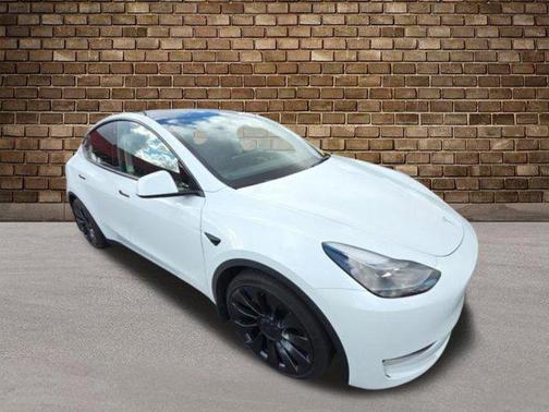 2023 Tesla Model Y Performance