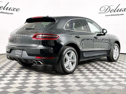 Black 2017 Porsche Macan Macan